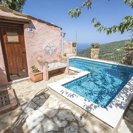 别墅 Degli Artisti 切法卢