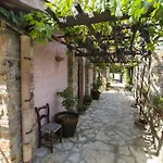 Villa Degli Artisti