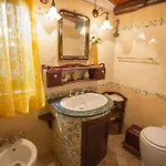 Degli Artisti Villa *