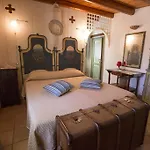 Degli Artisti Villa Cefalu