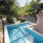 Degli Artisti Villa Cefalu