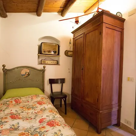 Degli Artisti Cefalu