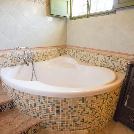 Degli Artisti Villa Cefalu