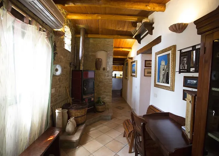 Degli Artisti Villa Cefalù